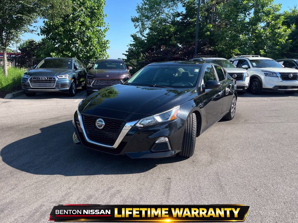 2020 Super Black Clearcoat Nissan Altima 2.5 S FWD Sedan