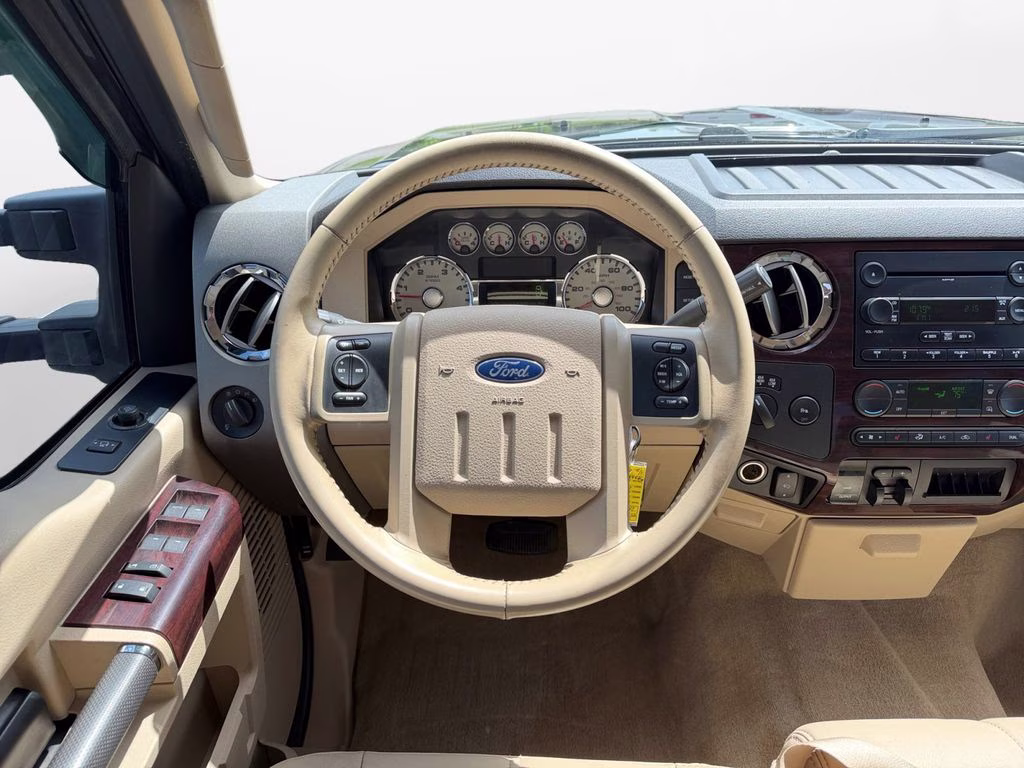 2008 Gray Ford Super Duty F-350 SRW Lariat 4X4 Truck