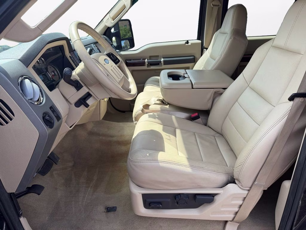 2008 Gray Ford Super Duty F-350 SRW Lariat 4X4 Truck
