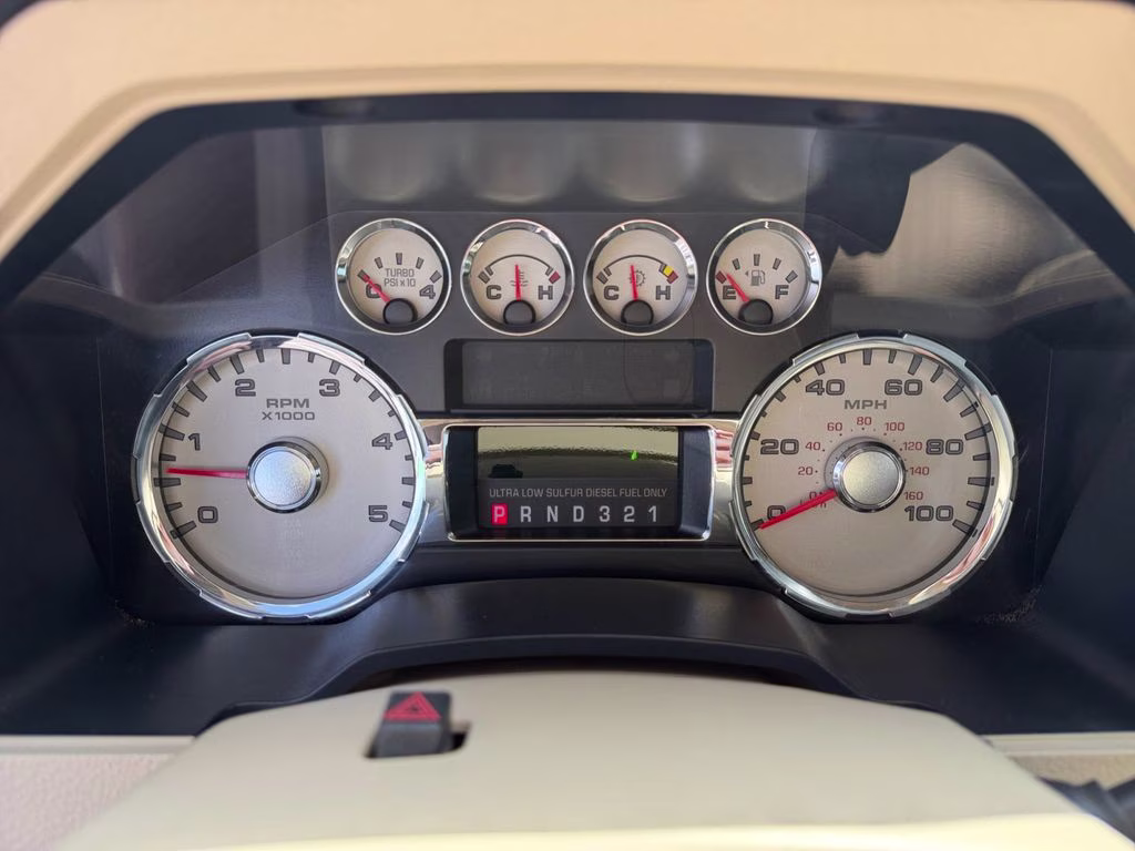 2008 Gray Ford Super Duty F-350 SRW Lariat 4X4 Truck