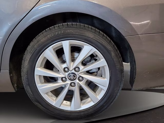 2021 Predawn Gray Mica Toyota Camry LE FWD Sedan