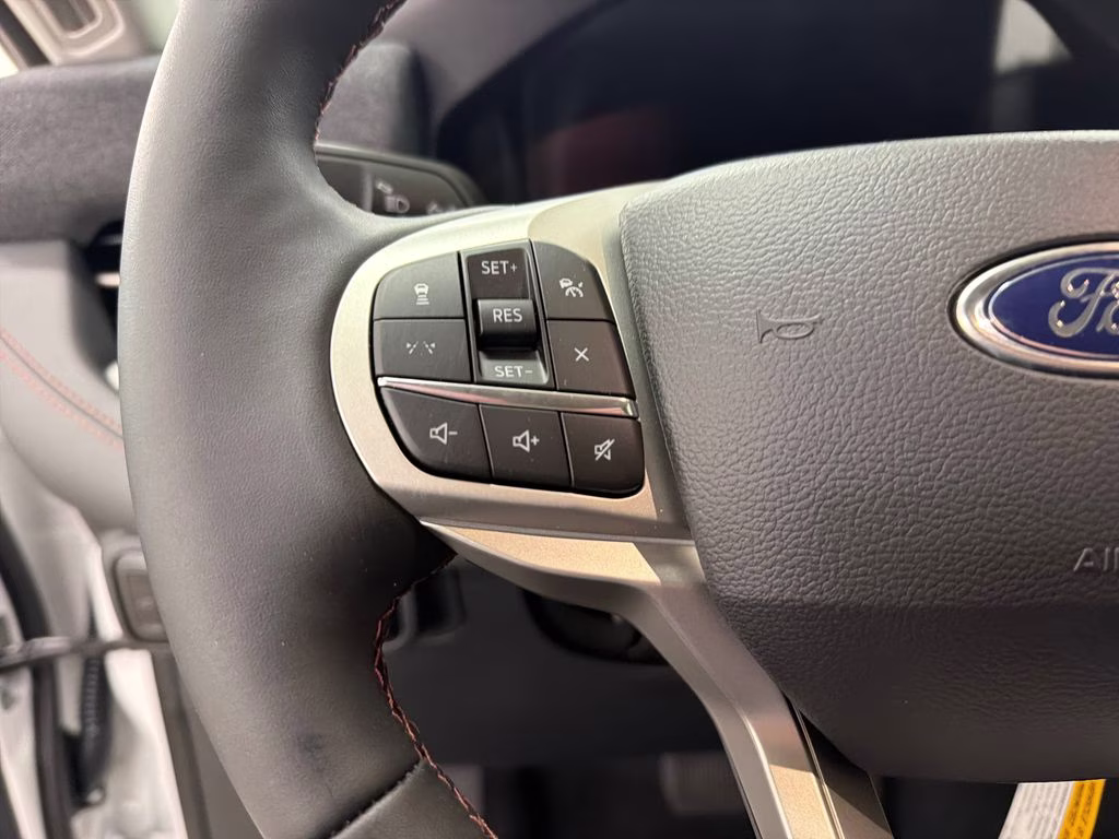 2026 STAR WHITE TRI-COAT Ford Explorer Active RWD SUV