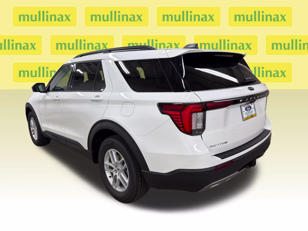 2026 STAR WHITE TRI-COAT Ford Explorer Active RWD SUV