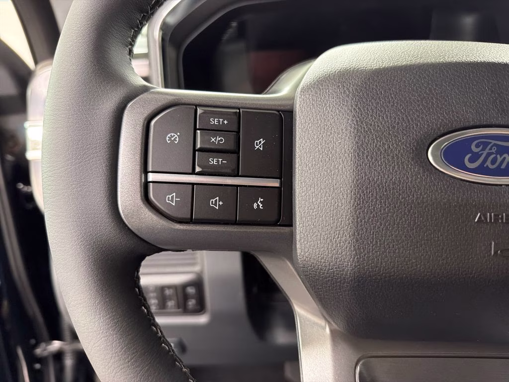 2026 AGATE BLACK Ford Super Duty F-250 SRW Lariat 4X4 Truck