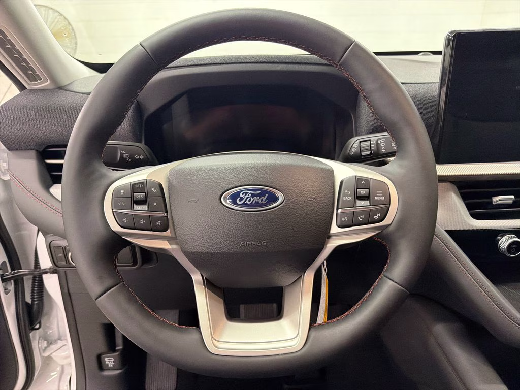 2026 STAR WHITE TRI-COAT Ford Explorer Active RWD SUV