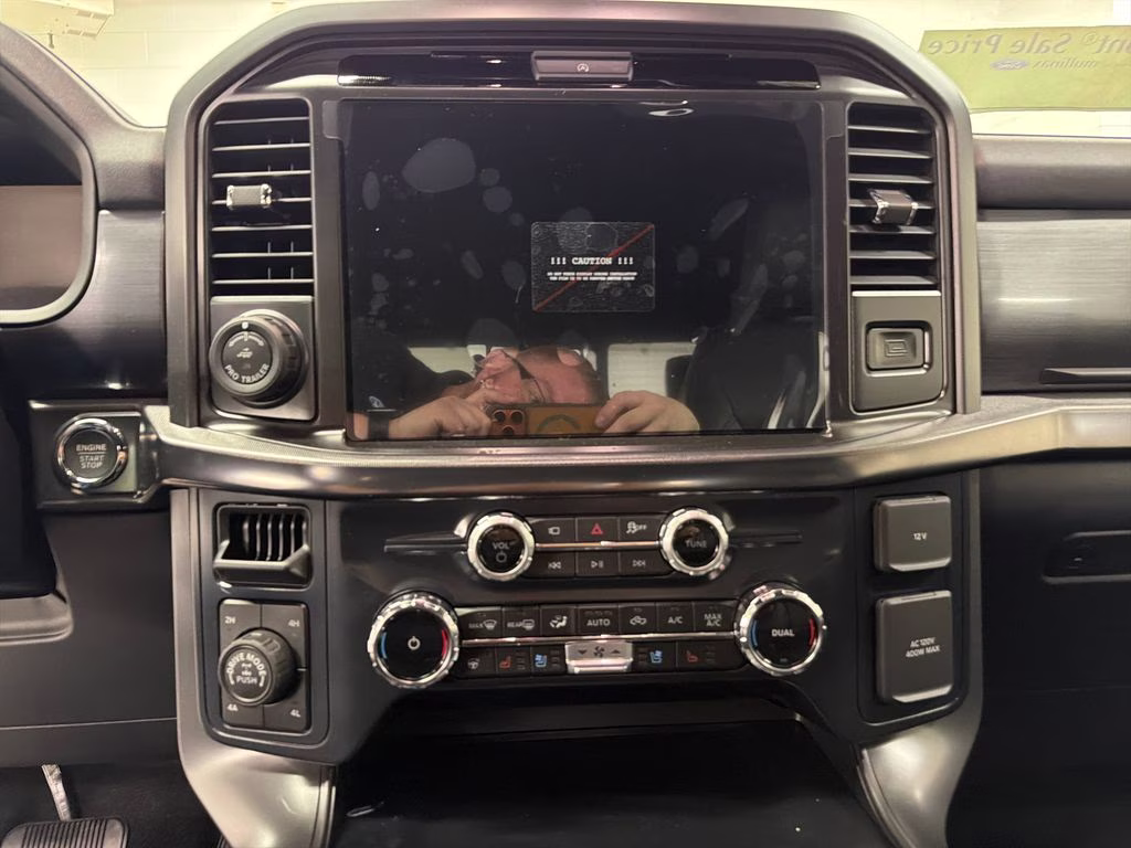 2026 RUBY RED TINT Ford F-150 Lariat 4X4 Truck
