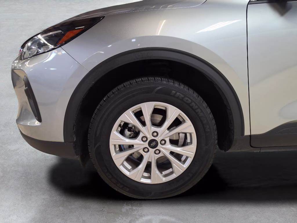 2024 Silver Metallic Ford Escape Active AWD SUV