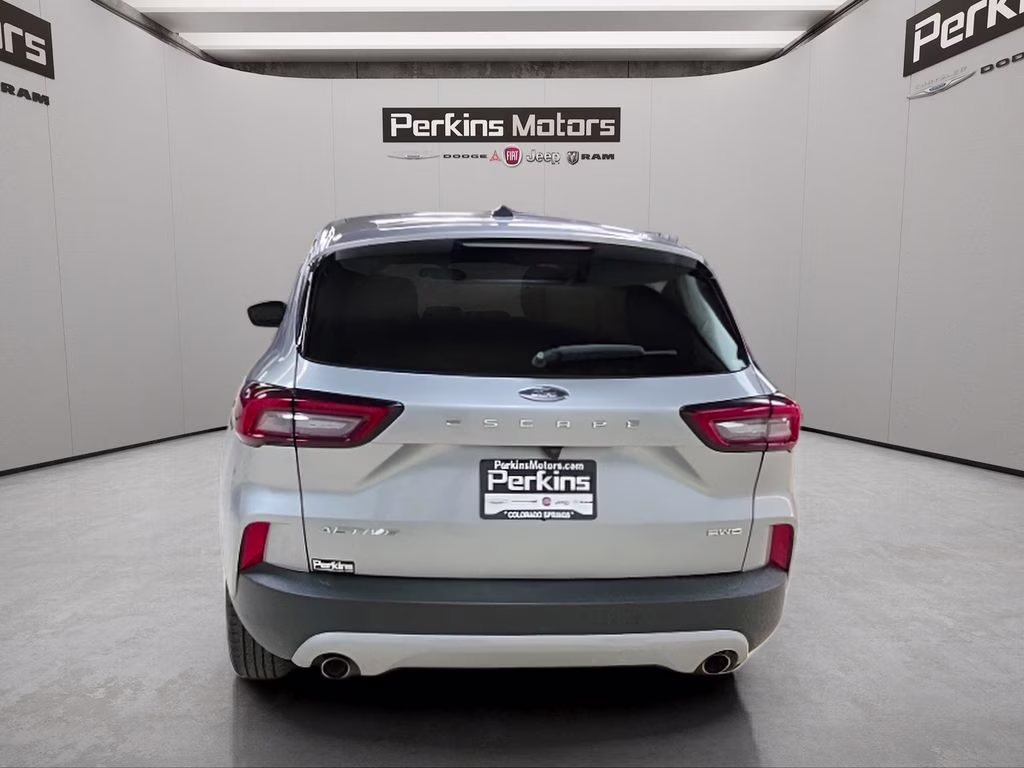 2024 Silver Metallic Ford Escape Active AWD SUV