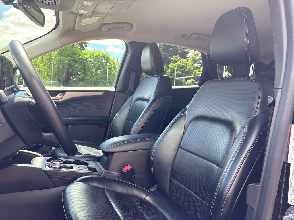 2024 Black Ford Escape Platinum AWD SUV