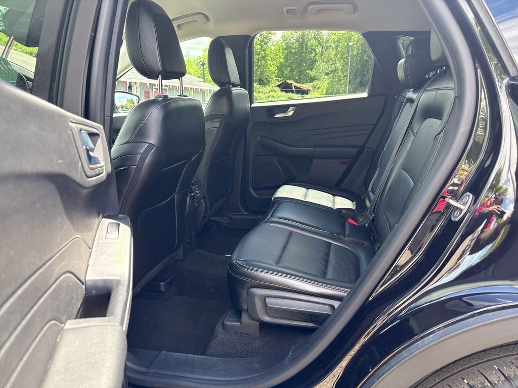 2024 Black Ford Escape Platinum AWD SUV