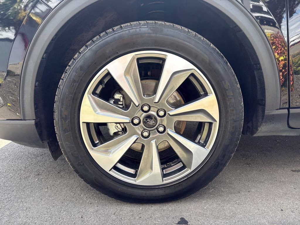2024 Black Ford Escape Platinum AWD SUV