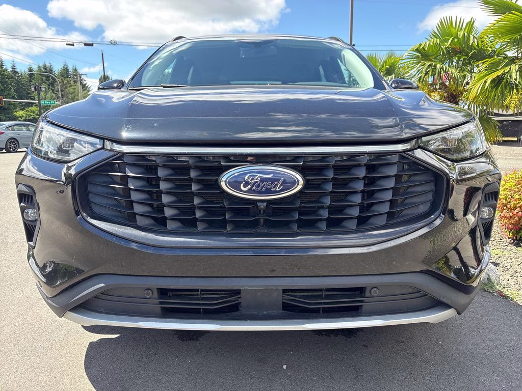 2024 Black Ford Escape Platinum AWD SUV