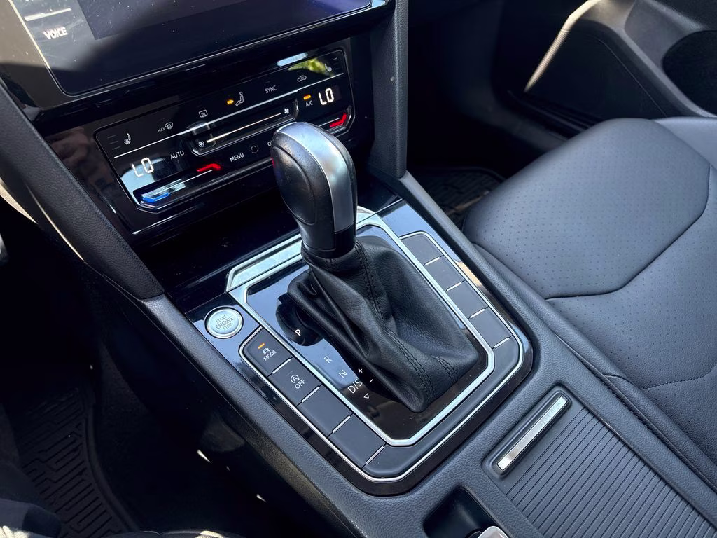 2021 Silver Metallic Volkswagen Arteon 2.0T SE FWD Sedan