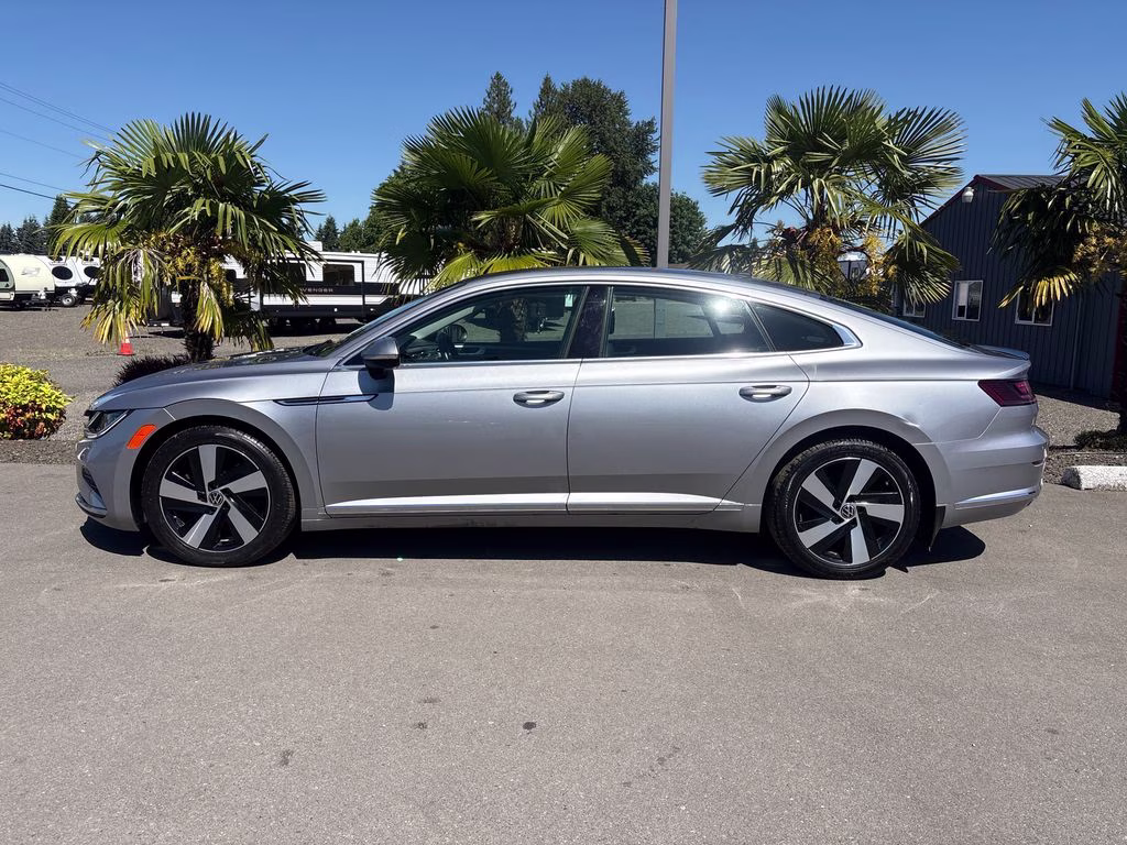 2021 Silver Metallic Volkswagen Arteon 2.0T SE FWD Sedan