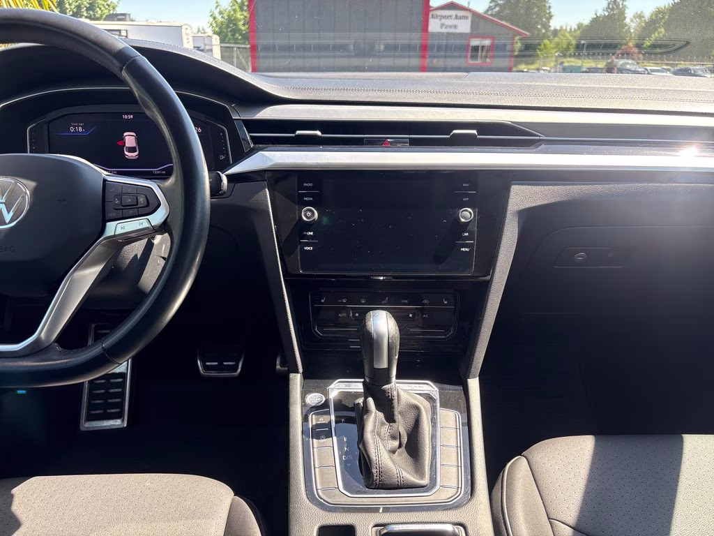 2021 Silver Metallic Volkswagen Arteon 2.0T SE FWD Sedan