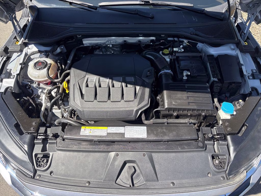 2021 Silver Metallic Volkswagen Arteon 2.0T SE FWD Sedan