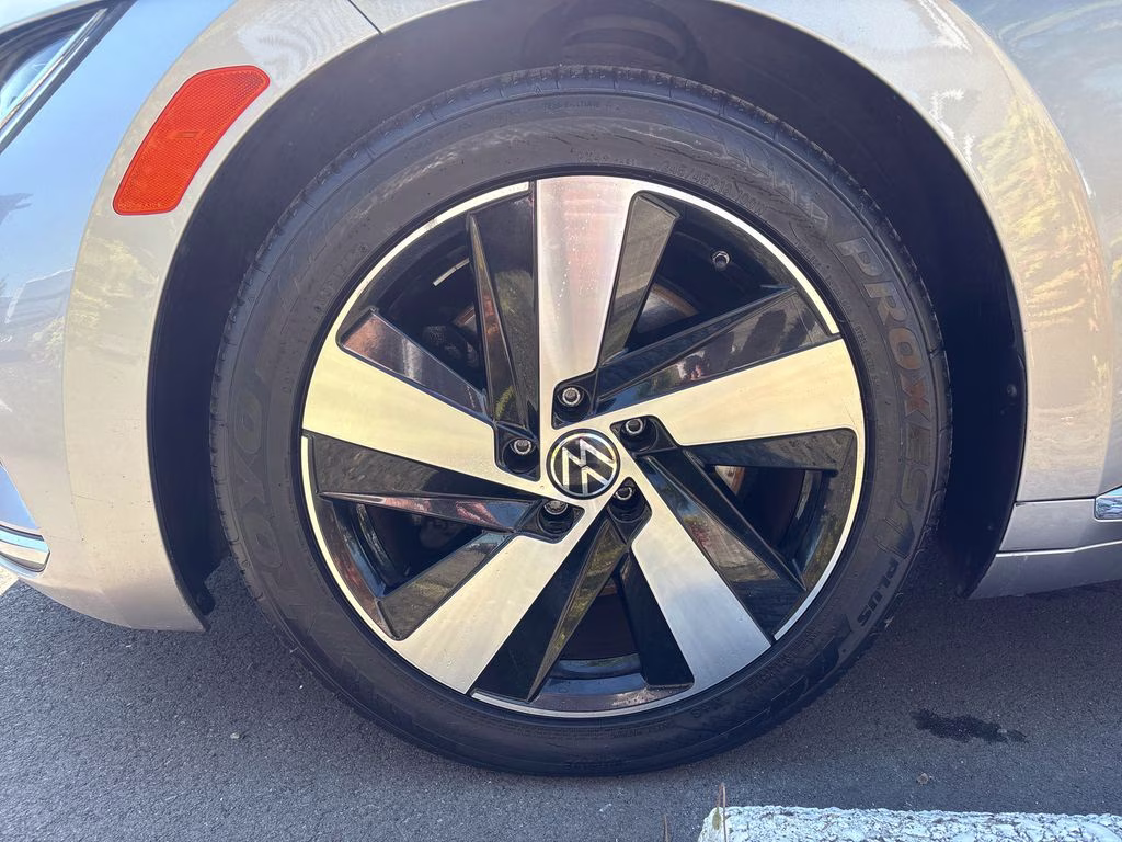 2021 Silver Metallic Volkswagen Arteon 2.0T SE FWD Sedan