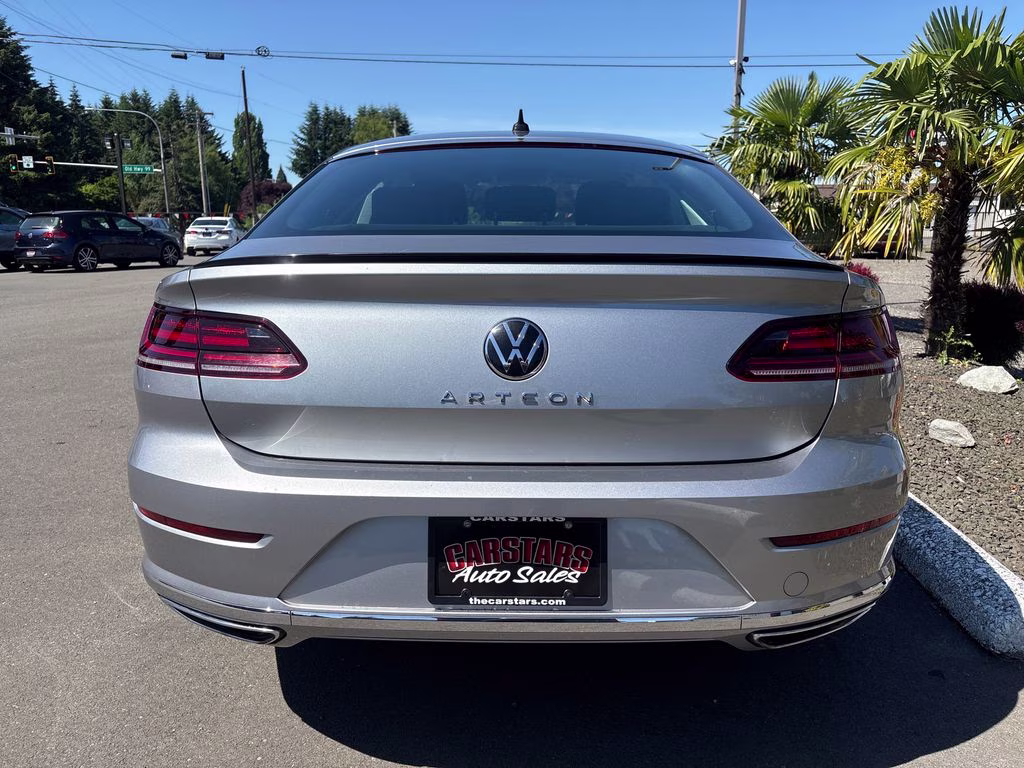 2021 Silver Metallic Volkswagen Arteon 2.0T SE FWD Sedan