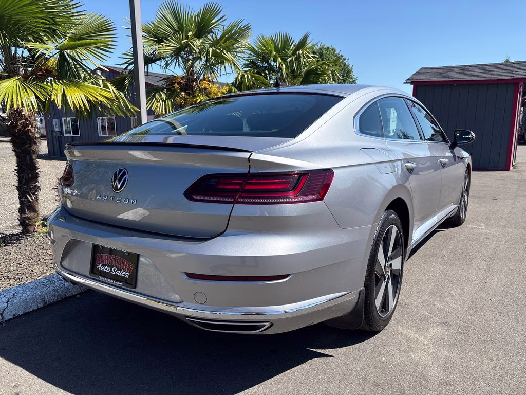2021 Silver Metallic Volkswagen Arteon 2.0T SE FWD Sedan