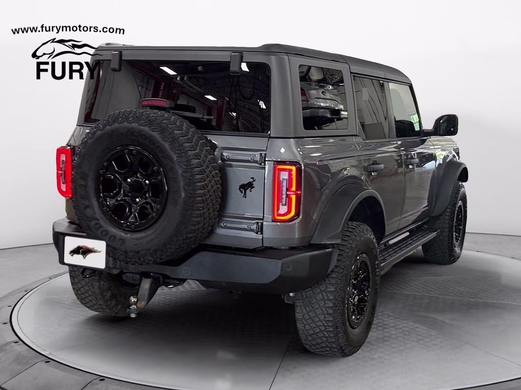 2022 Carbonized Gray Metallic Ford Bronco Wildtrak w/Lux Pkg & Towing 4X4 SUV