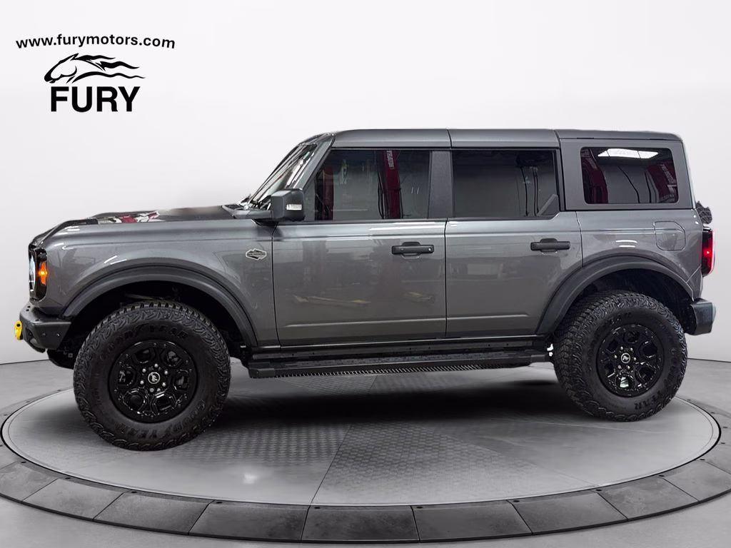 2022 Carbonized Gray Metallic Ford Bronco Wildtrak w/Lux Pkg & Towing 4X4 SUV