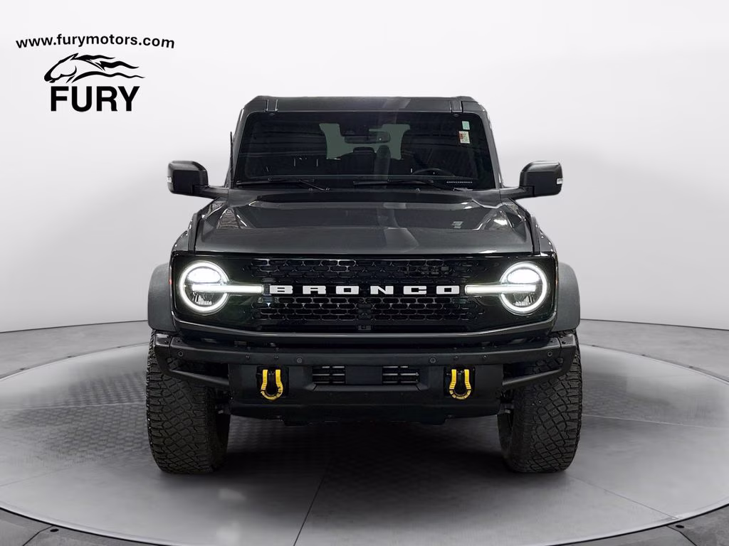 2022 Carbonized Gray Metallic Ford Bronco Wildtrak w/Lux Pkg & Towing 4X4 SUV