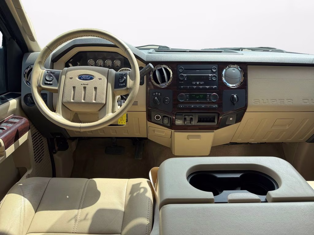 2008 Gray Ford Super Duty F-350 SRW Lariat 4X4 Truck