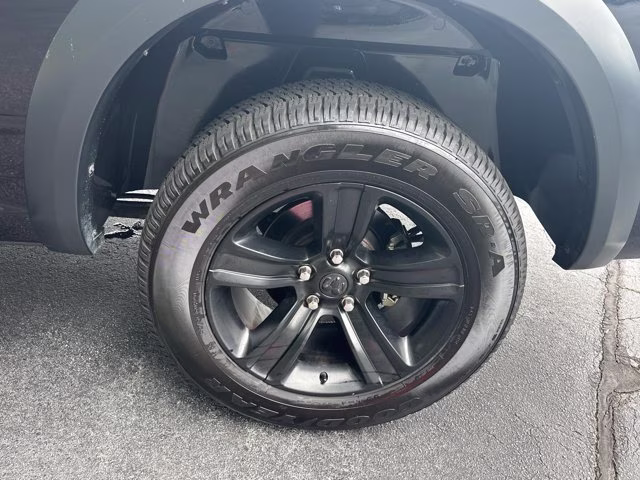 2022 Diamond Black Crystal Pearlcoat Ram 1500 Classic Warlock 4X4 Truck
