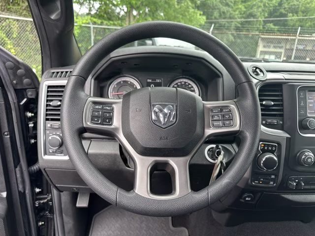 2022 Diamond Black Crystal Pearlcoat Ram 1500 Classic Warlock 4X4 Truck