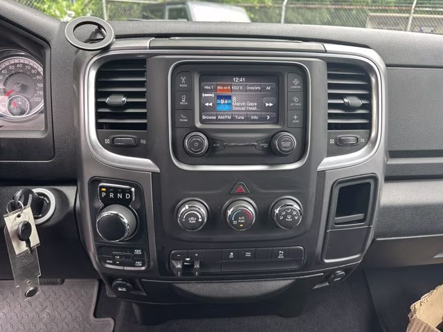 2022 Diamond Black Crystal Pearlcoat Ram 1500 Classic Warlock 4X4 Truck