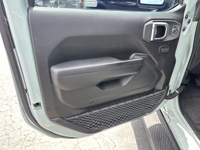 2023 Earl Clearcoat Jeep Wrangler Sport S 4X4 Convertible