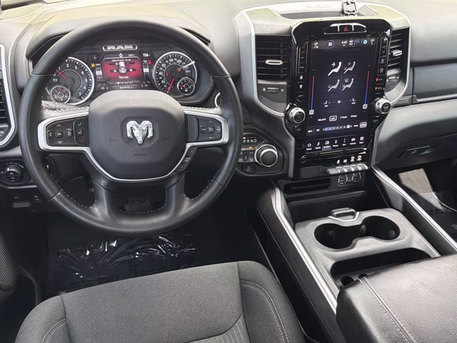 2023 Diamond Black Crystal Pearlcoat Ram 1500 Big Horn 4X4 Truck