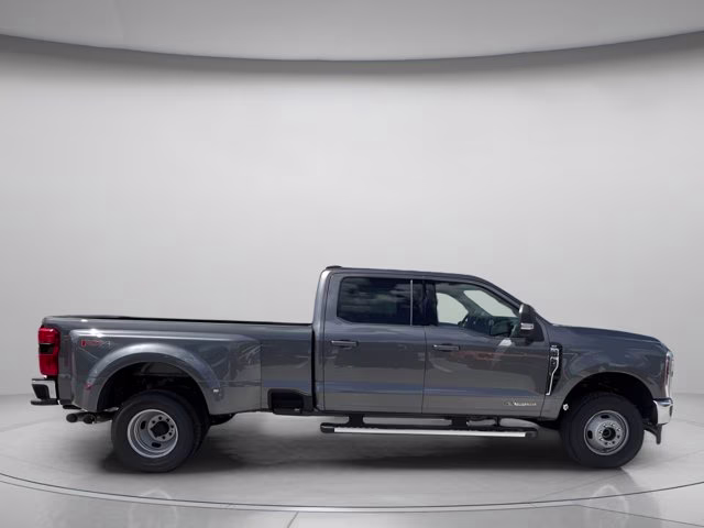 2026 Carbonized Gray Metallic Ford Super Duty F-350 DRW XLT 4X4 Truck
