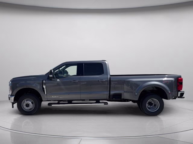 2026 Carbonized Gray Metallic Ford Super Duty F-350 DRW XLT 4X4 Truck