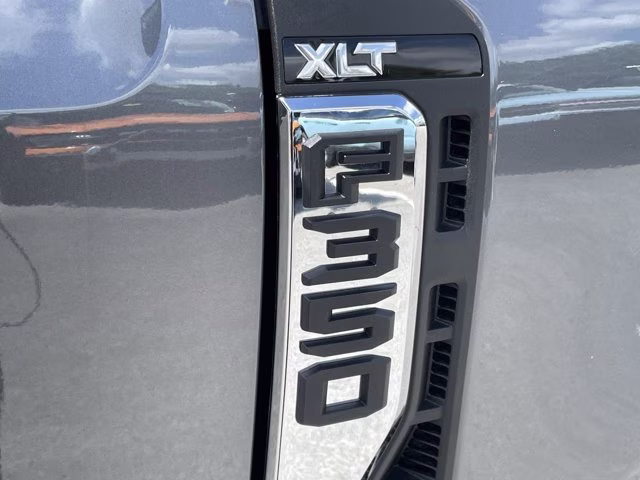 2026 Carbonized Gray Metallic Ford Super Duty F-350 DRW XLT 4X4 Truck