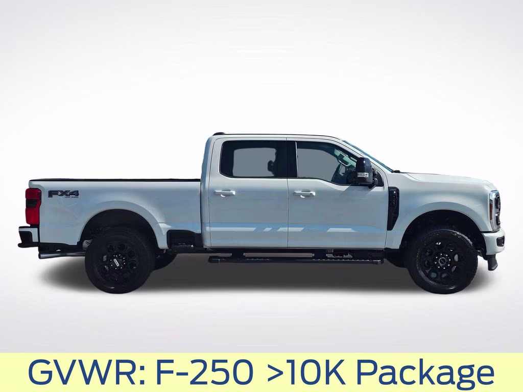 2026 Star White Metallic Tri-Coat Ford Super Duty F-250 SRW Lariat 4X4 Truck