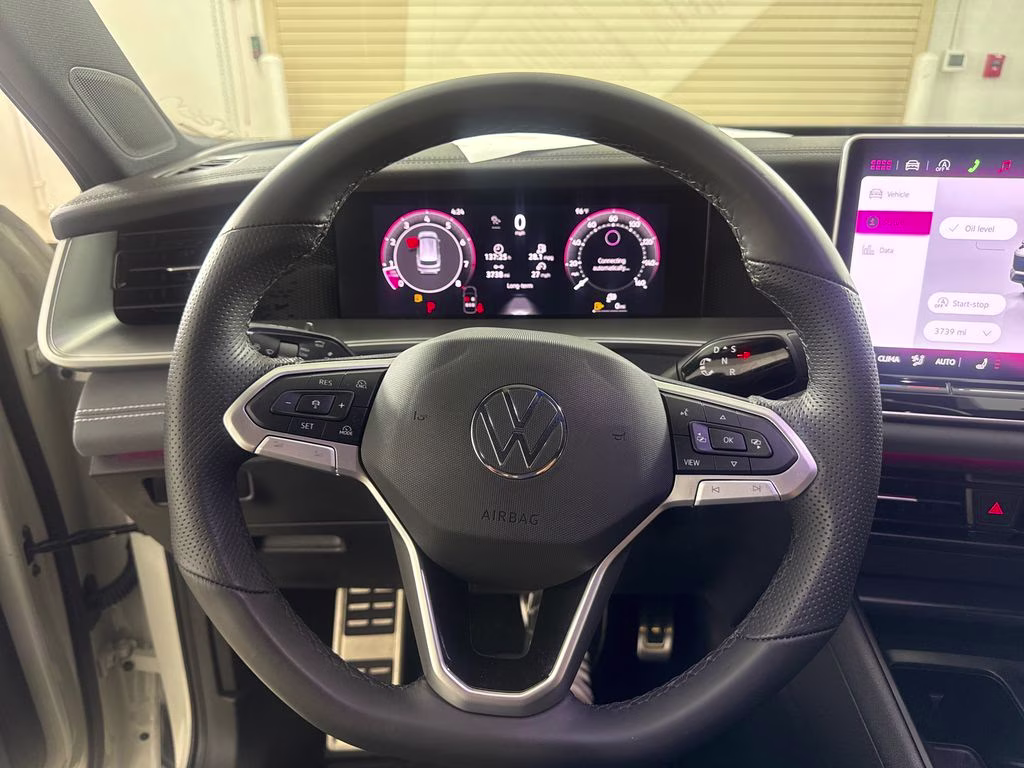 2026 Beige Volkswagen Tiguan 2.0T SE R-Line Black FWD SUV