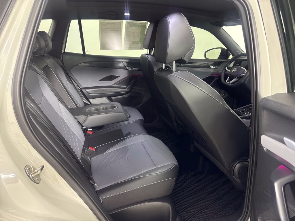 2026 Beige Volkswagen Tiguan 2.0T SE R-Line Black FWD SUV