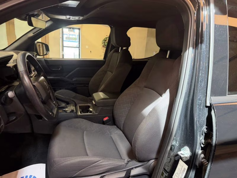 2025 Toyota Tacoma Double Cab SR5 Pickup 4D 5 ft 4X4