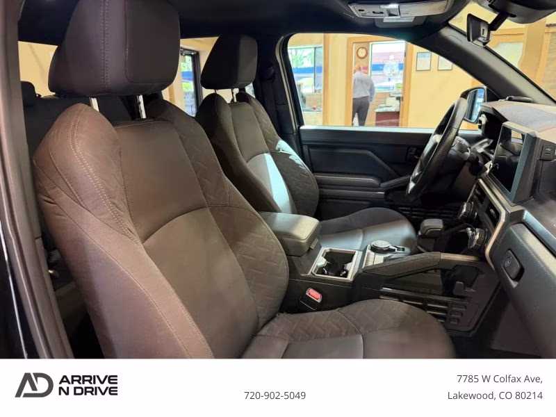 2025 Toyota Tacoma Double Cab SR5 Pickup 4D 5 ft 4X4