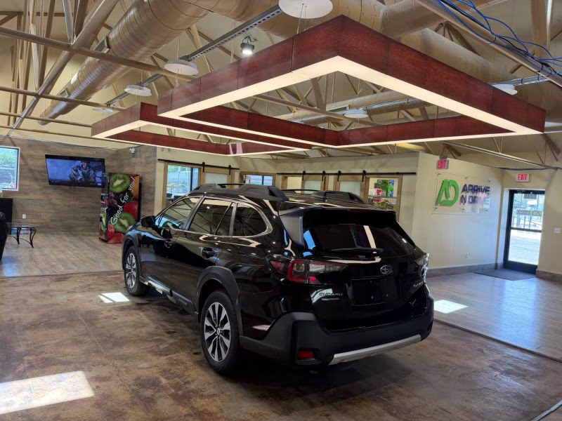 2024 Subaru Outback Limited Wagon 4D AWD