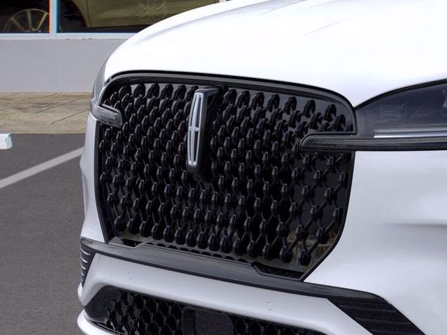 2026 White Metallic Lincoln Aviator Black Label AWD SUV