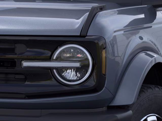 2025 Azure Gray Metallic Tri-Coat Ford Bronco Outer Banks 4X4 SUV