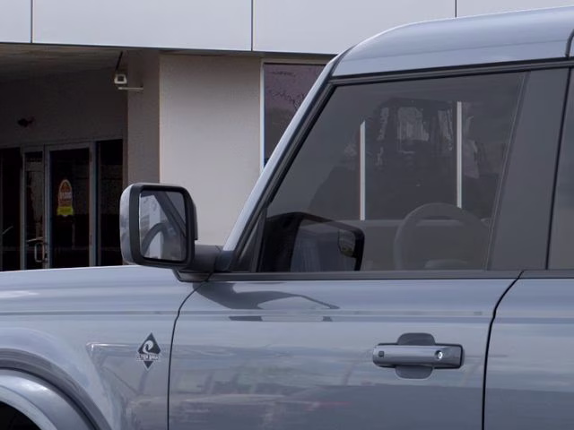 2025 Azure Gray Metallic Tri-Coat Ford Bronco Outer Banks 4X4 SUV