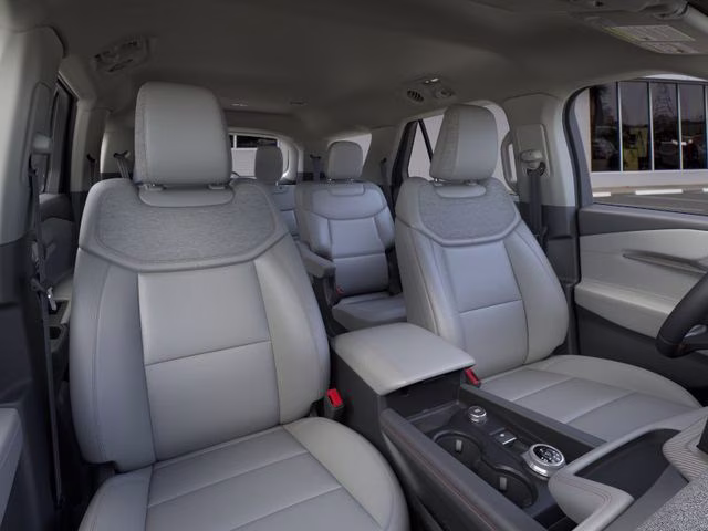 2026 White Metallic Ford Explorer Active RWD SUV