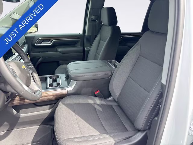 2026 Summit White Chevrolet Silverado 2500 HD LT 4X4 Truck