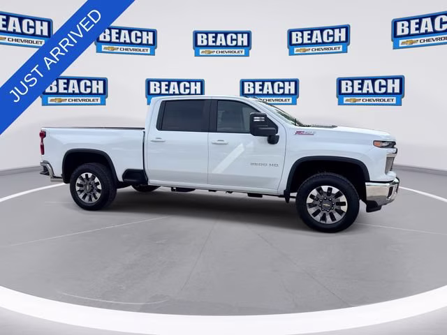 2026 Summit White Chevrolet Silverado 2500 HD LT 4X4 Truck