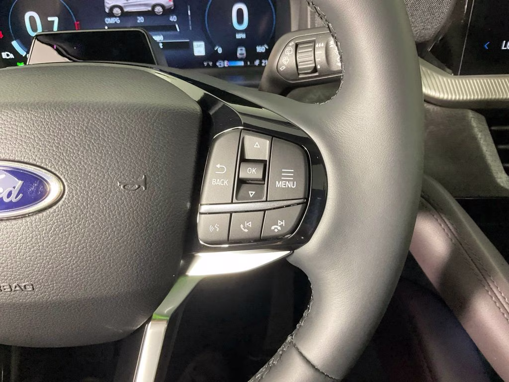 2026 White Metallic Ford Explorer Platinum RWD SUV