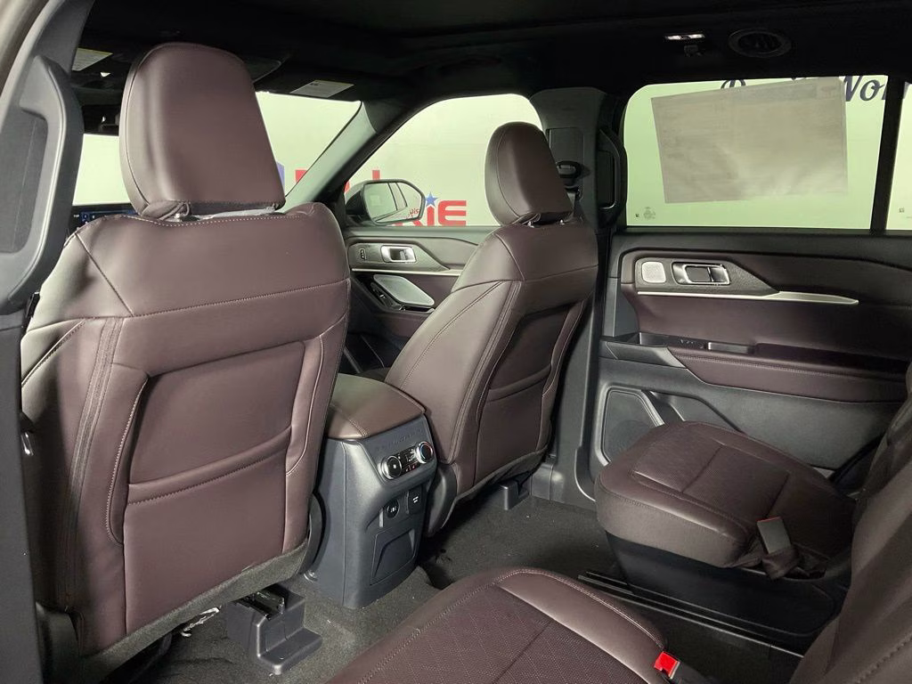 2026 Gray Metallic Ford Explorer Platinum RWD SUV