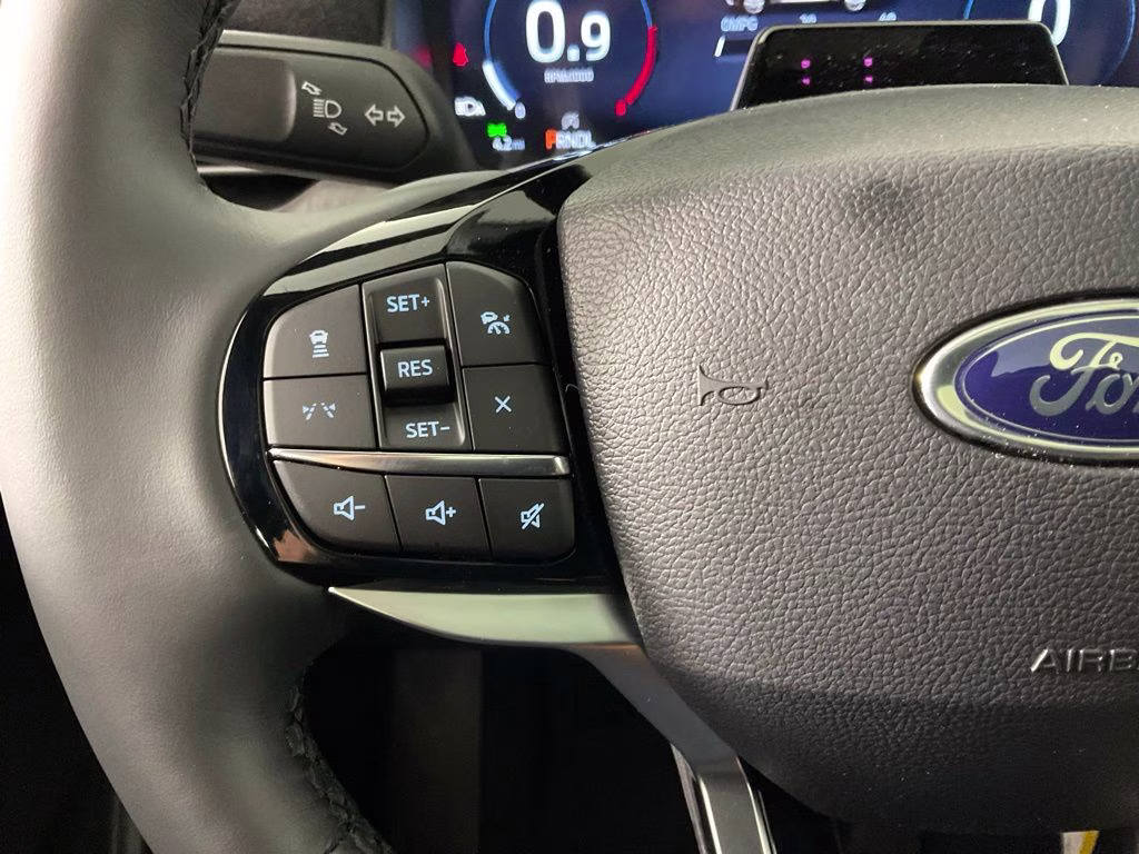 2026 Gray Metallic Ford Explorer Platinum RWD SUV